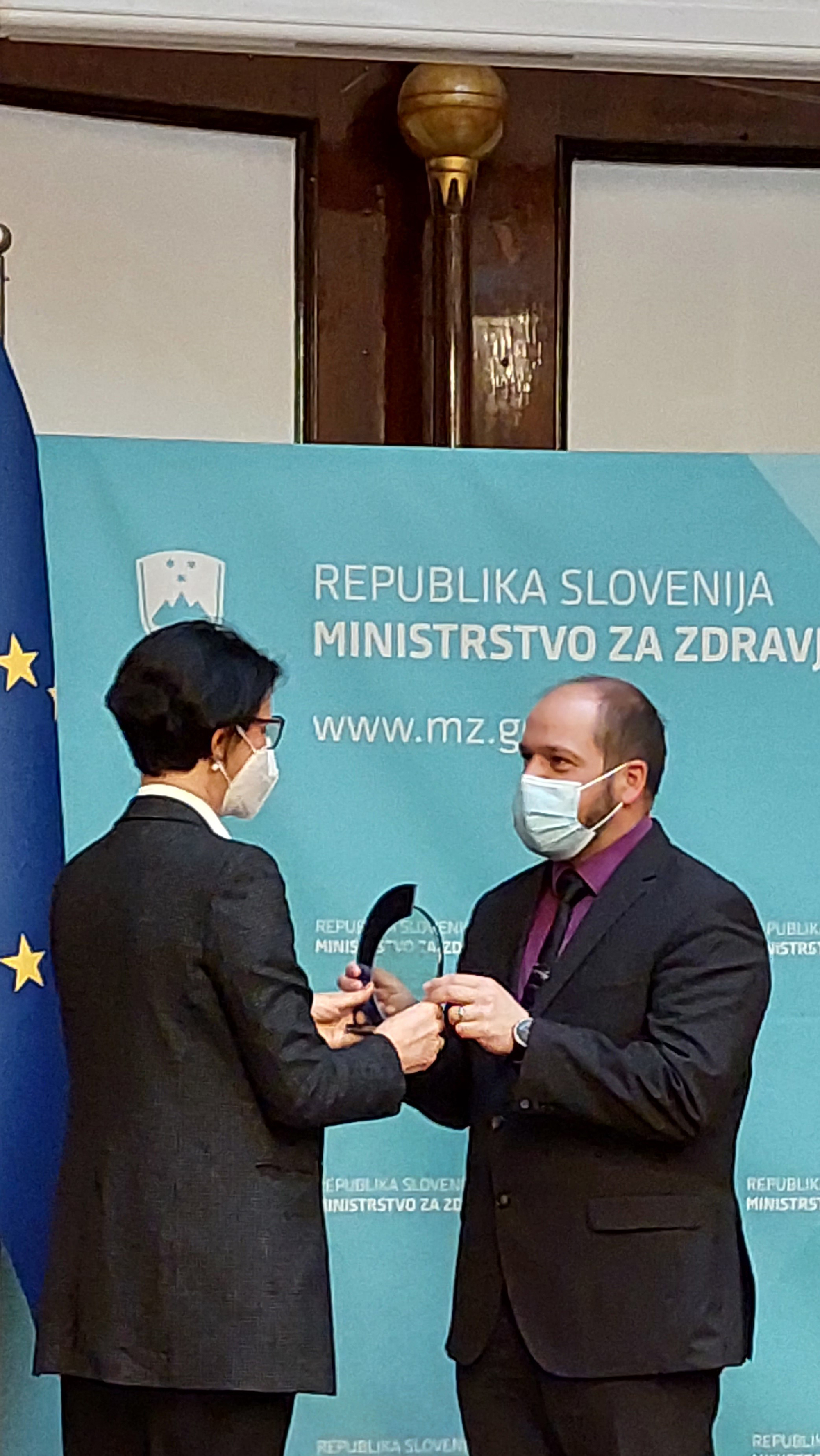 podelitev prizanja 1